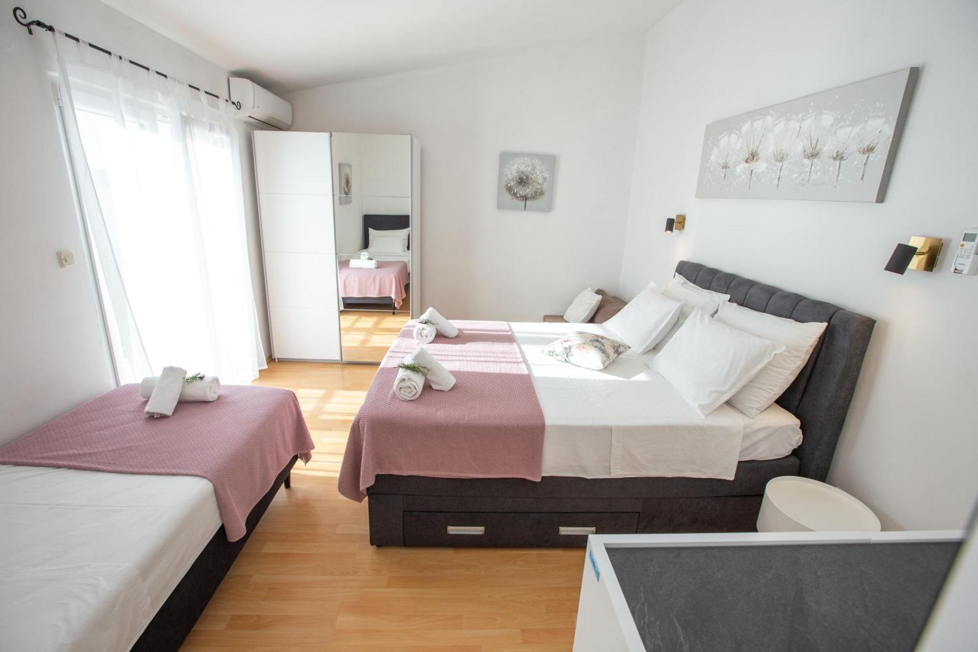 Villa Veca Starigrad Paklenica Extérieur photo