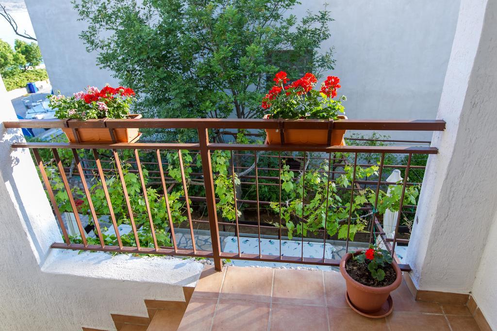Villa Veca Starigrad Paklenica Extérieur photo
