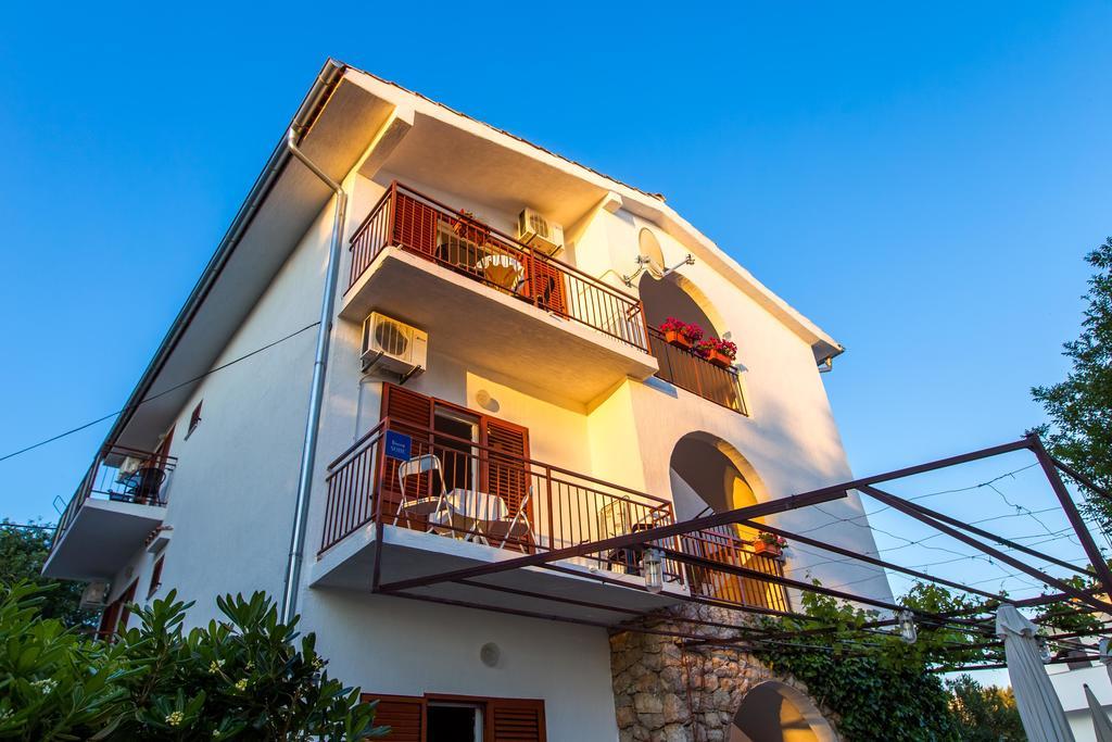 Villa Veca Starigrad Paklenica Extérieur photo