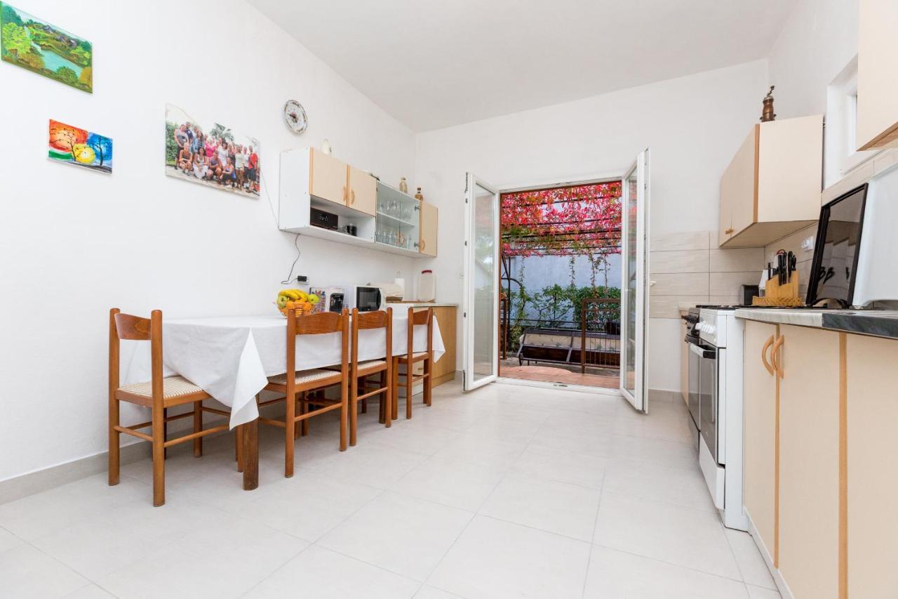 Villa Veca Starigrad Paklenica Extérieur photo